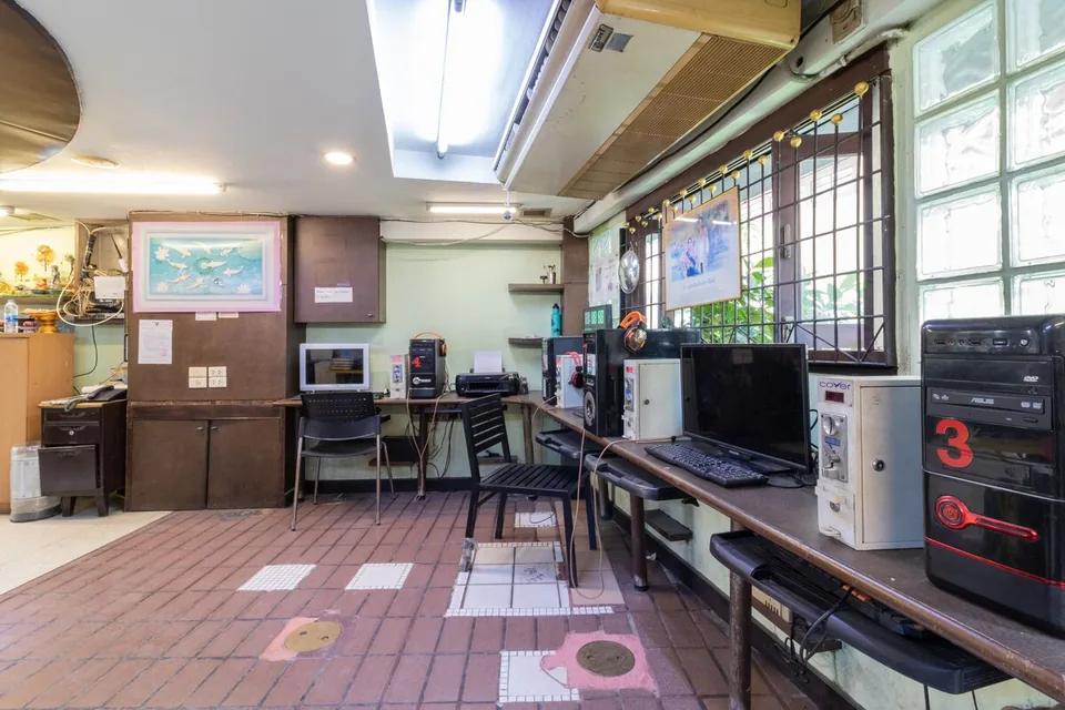 7 Holder Guesthouse — photograph 3