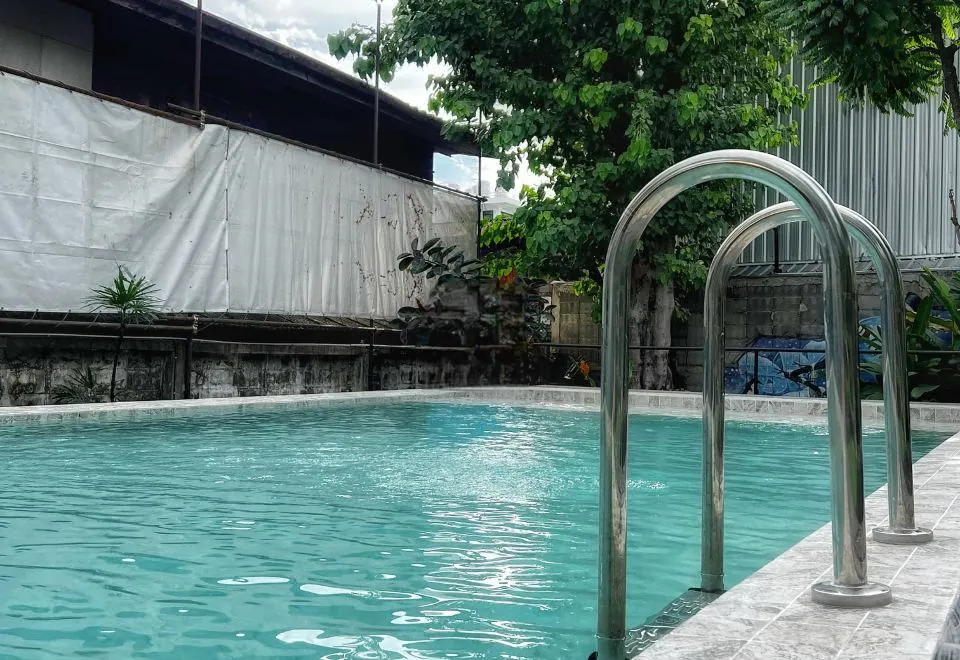 Here Hostel hotel property photograph