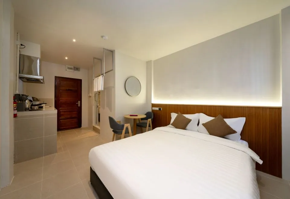OH Suites 72 hotel photograph